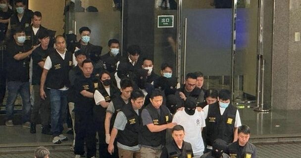 司警拘捕现场